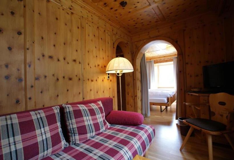 غرفة عائلية, Bellaval Scuol