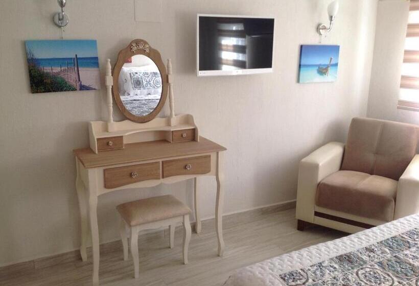 园景标准四人间, Berg