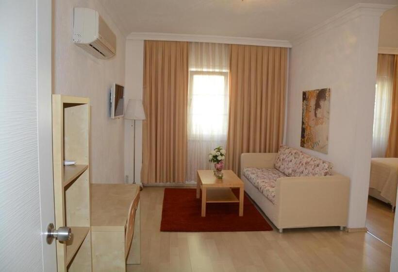 带阳台套房, Berg