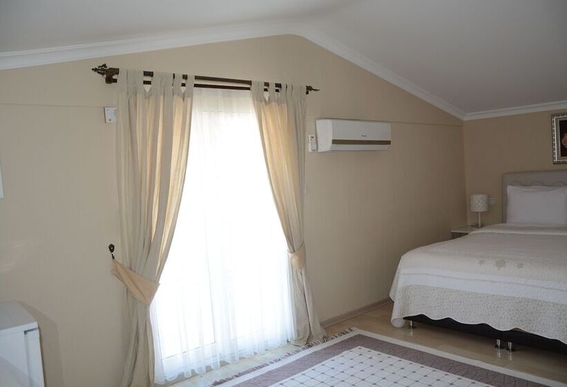 标准间带露台, Berg