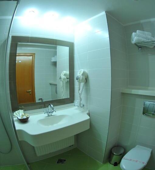 スタンダードルーム, Complex Jasmine