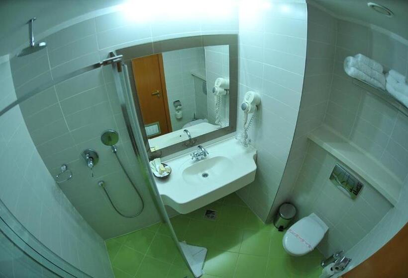 スタンダードルーム, Complex Jasmine