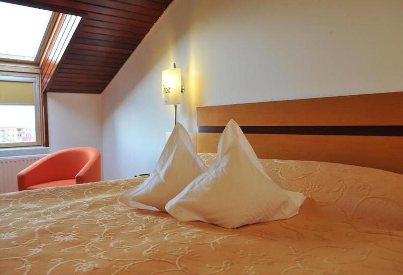 スタンダードルーム, Complex Jasmine