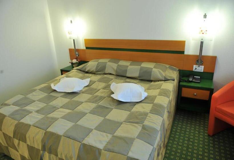 スタンダードルーム, Complex Jasmine