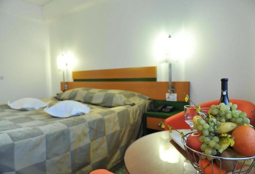 スタンダードルーム, Complex Jasmine