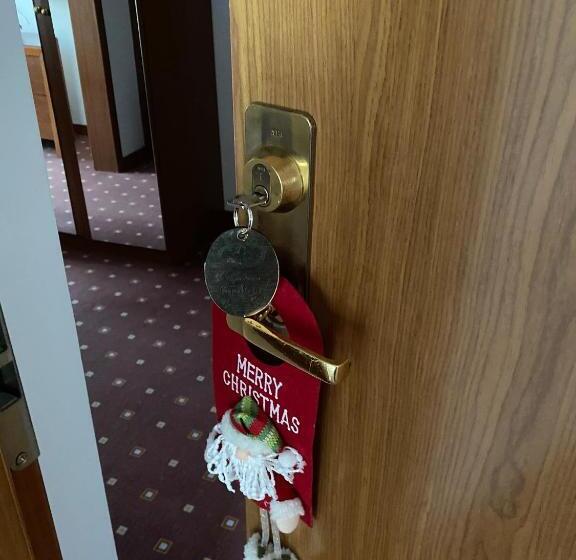 スタンダードルーム, Complex Jasmine