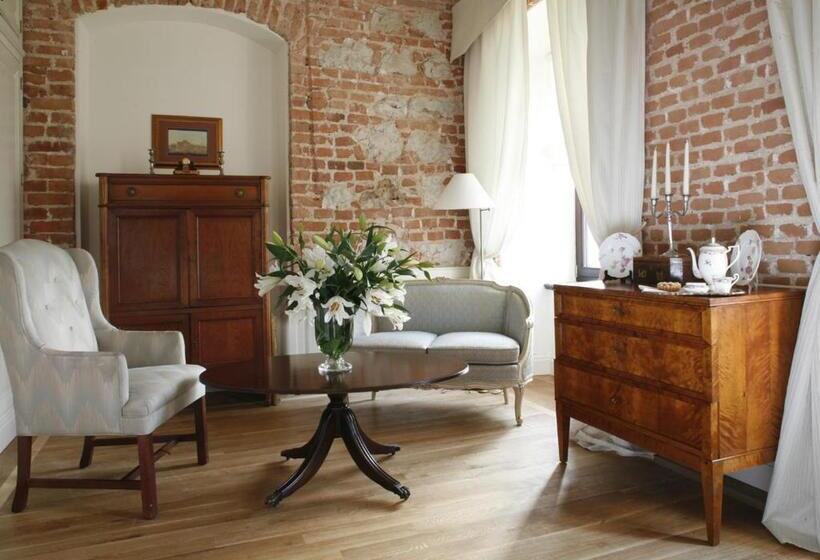 スイート, Dwór Kościuszko