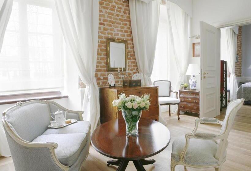 スイート, Dwór Kościuszko