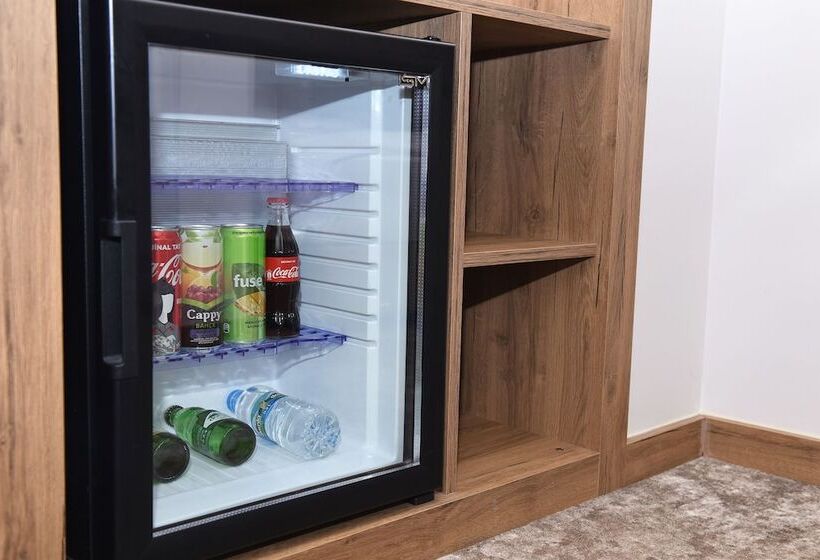 اتاق خانوادگی, Grand Umit