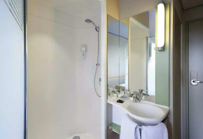 Standard Kolmen Hengen Huone, Ibis Budget Geneve Petitlancy