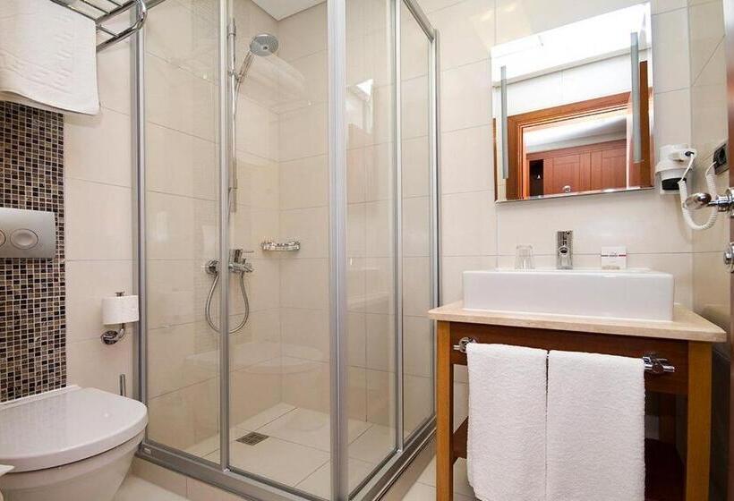 اتاق استاندارد, Innpera