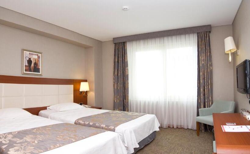 اتاق استاندارد, Innpera