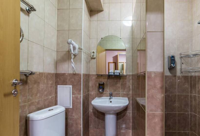 غرفة قياسية فردية, K Vizit