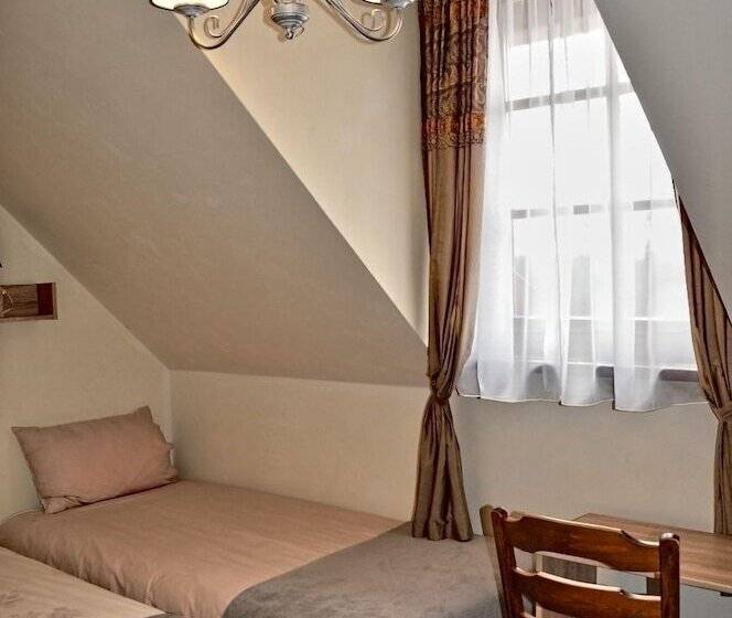 חדר סטנדרט, Karczma Rzym & Straszny Dwor