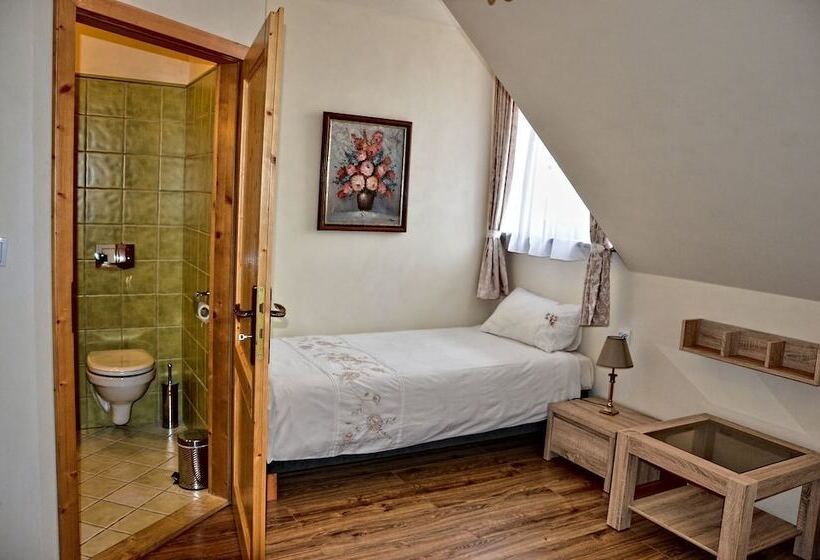 חדר סטנדרט, Karczma Rzym & Straszny Dwor