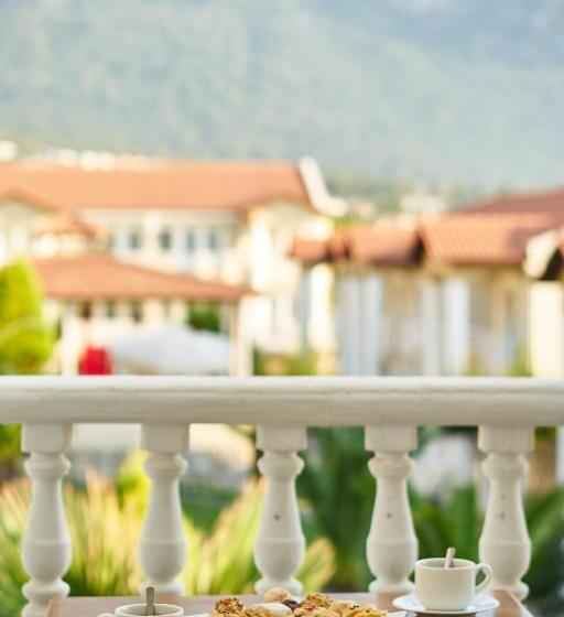 豪华套房, Larimar Suite