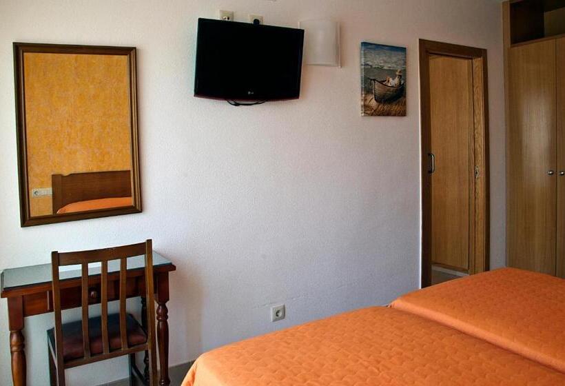 جناح عائلي غرفتين نوم, Marina