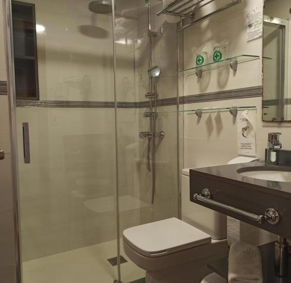 غرفة قياسية, Marina