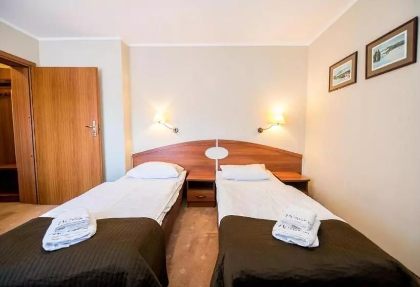استودیوی استاندارد, Nowa   Ski Spa