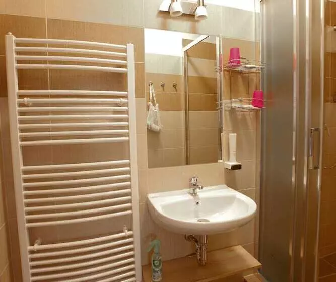 Apartament Deluxe 2 Dormitoris, Paradies