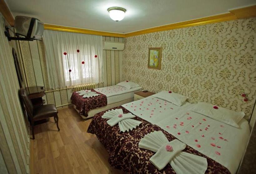 スタンダードトリプルルーム, Sirkeci Emek