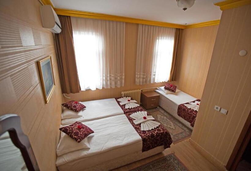 スタンダードトリプルルーム, Sirkeci Emek