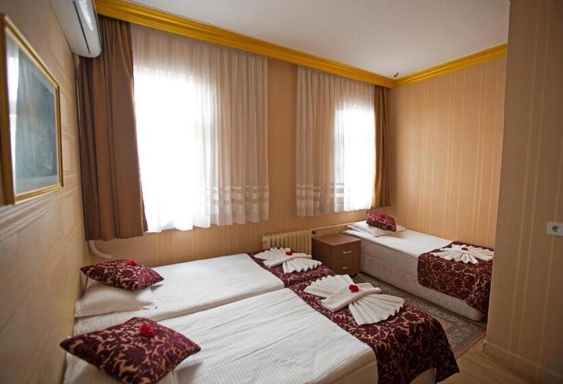 スタンダードトリプルルーム, Sirkeci Emek