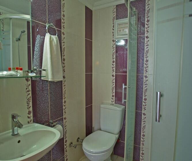 スタンダードルーム, Sirkeci Emek