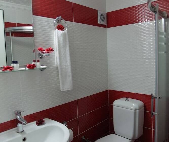 スタンダードルーム, Sirkeci Emek