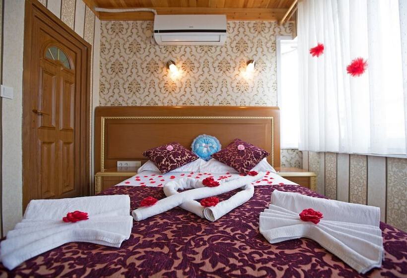 スタンダードルーム, Sirkeci Emek