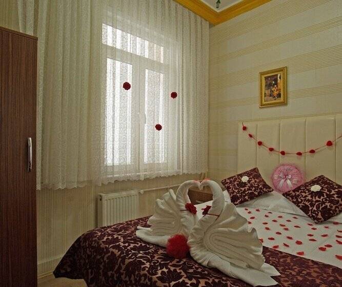 スタンダードルーム, Sirkeci Emek