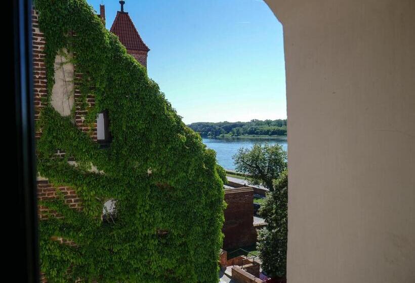 استودیوی لوکس, Spichrz