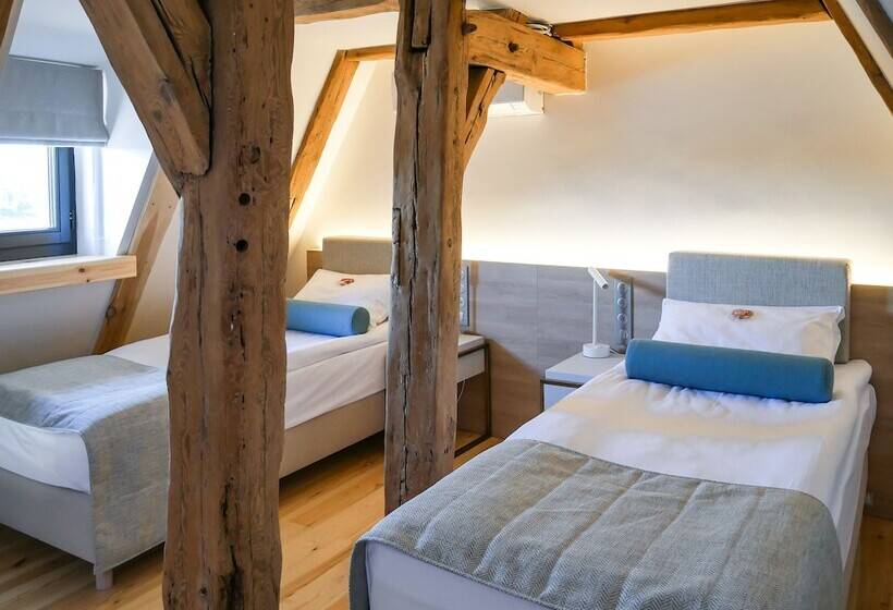 استودیوی سوپریور, Spichrz