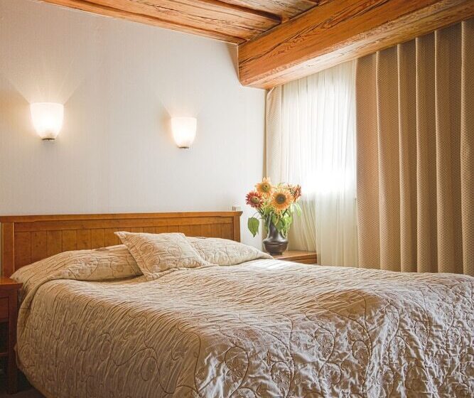 اتاق لوکس, Spichrz