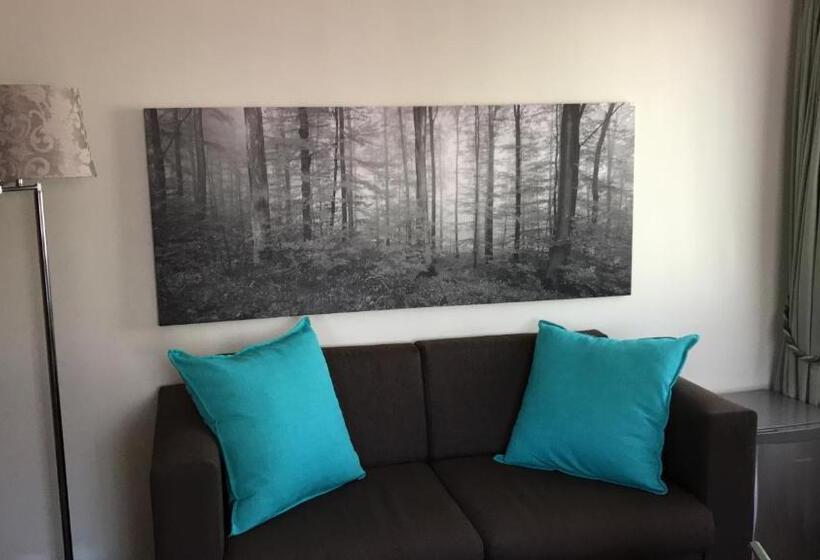 スーペリアトリプルルーム, Olaf S Guest House Solar Installed