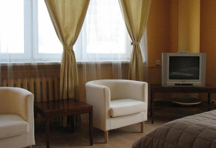 スタンダード４人部屋, Scsk żurawia