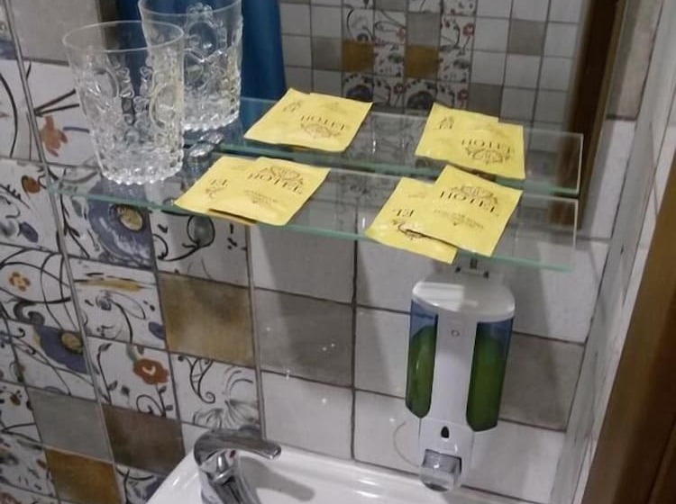 اتاق استاندارد, Larets On Nevsky Inn