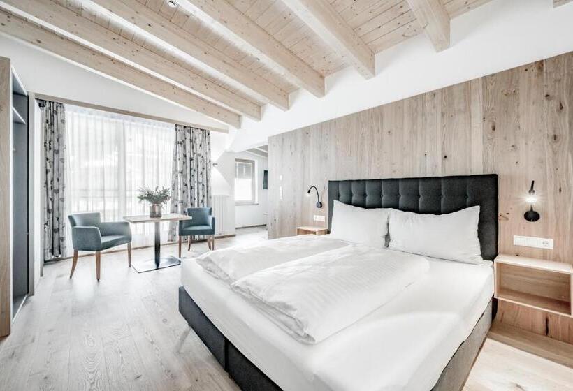 اتاق استاندارد با بالکن, Sporthotel Olymp