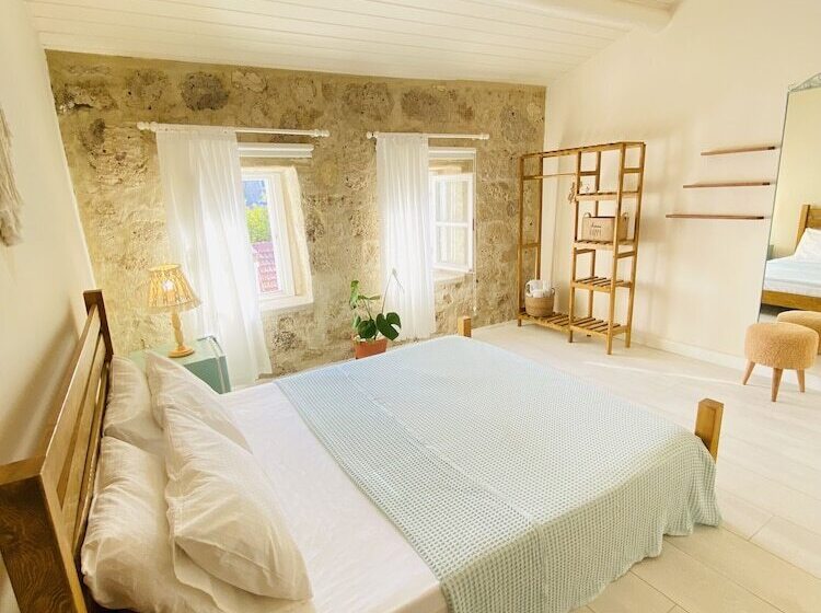اتاق لوکس, Alaca Butik Otel