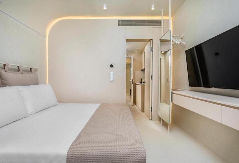 سوییت جونیور با بالکن, Cocoons Luxury Suites & Villas