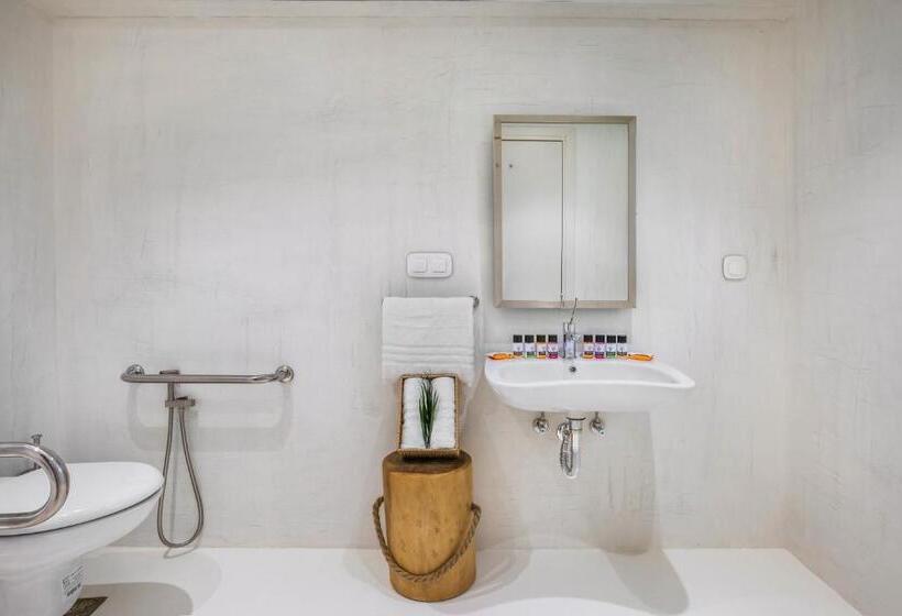 اتاق استاندارد برای معلولان, Cocoons Luxury Suites & Villas