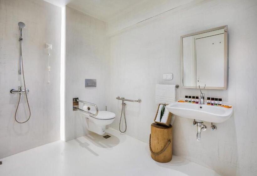 اتاق استاندارد برای معلولان, Cocoons Luxury Suites & Villas
