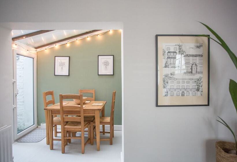 خانه 1 خوابه, Foresters Cottage