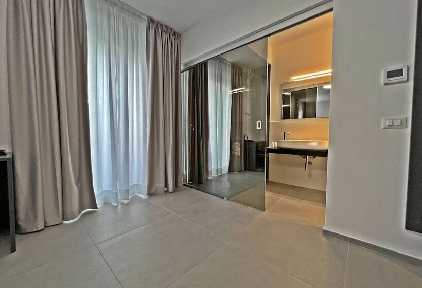 小型套房带海景, Resort La Battigia Beach & Spa