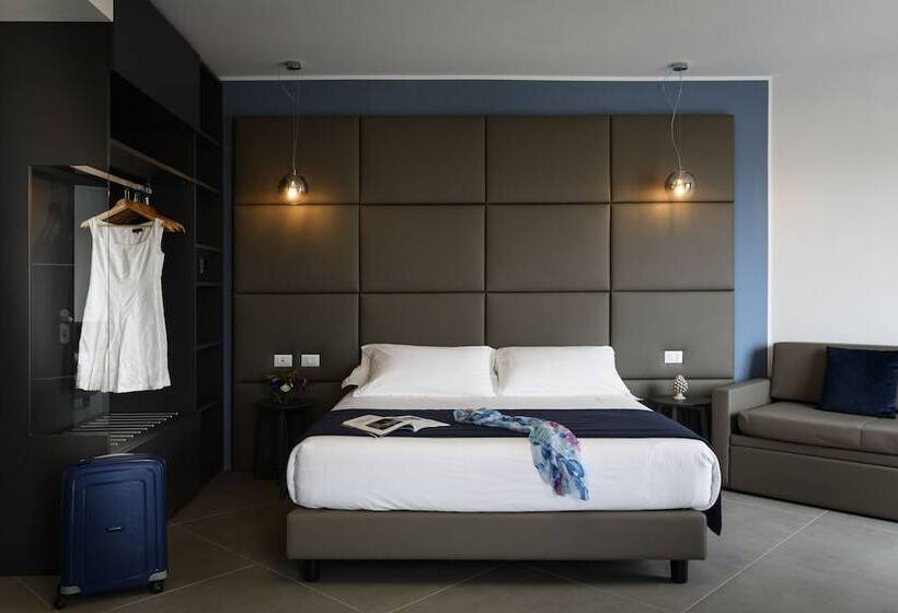 海景豪华三人间, Resort La Battigia Beach & Spa