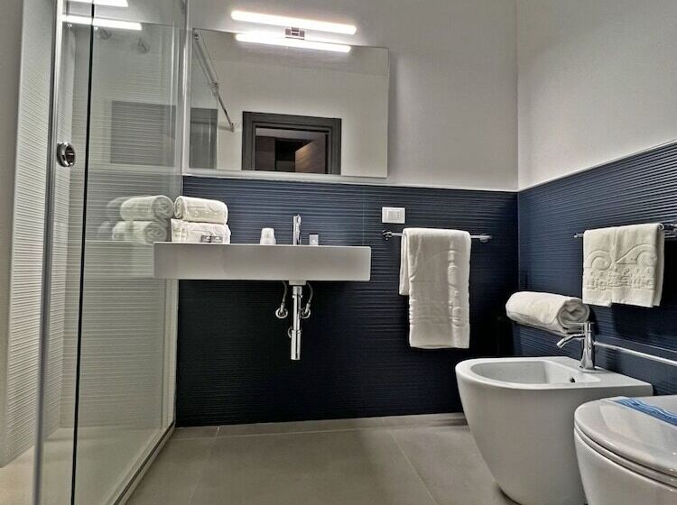 四人豪华间, Resort La Battigia Beach & Spa