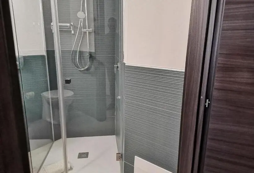 庭の見えるスタンダードトリプルルーム, Resort La Battigia Beach & Spa