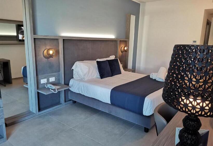 带花园景观的标准三人间, Resort La Battigia Beach & Spa