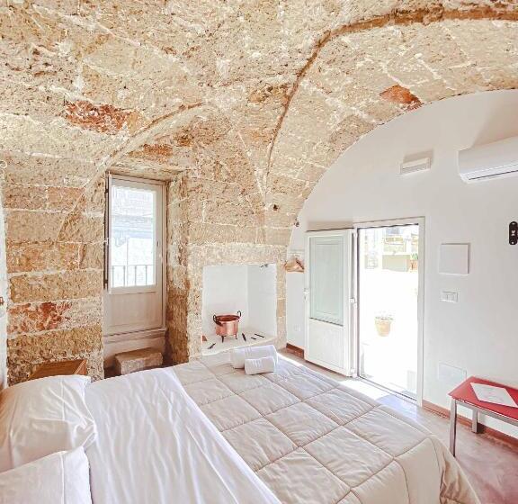 غرفة أساسية, Albergo Diffuso Cortellenica