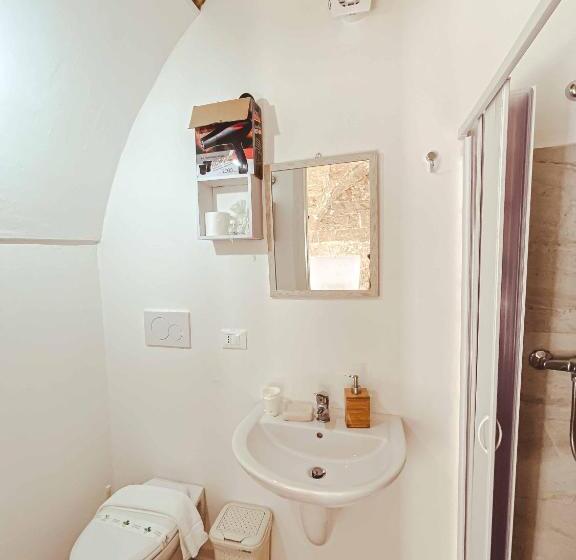 غرفة أساسية, Albergo Diffuso Cortellenica